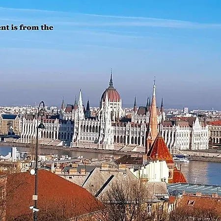 Aurora * Budapest
